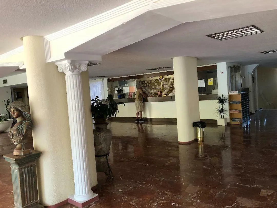 Iris Hotel Benalmádena 0*,